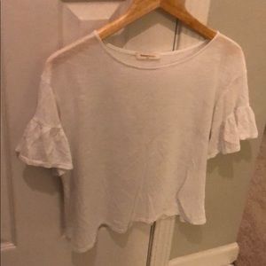 Ruffle sleeve tee
